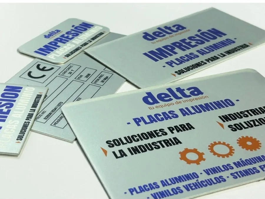 Placas de aluminio impresas para identificación industrial